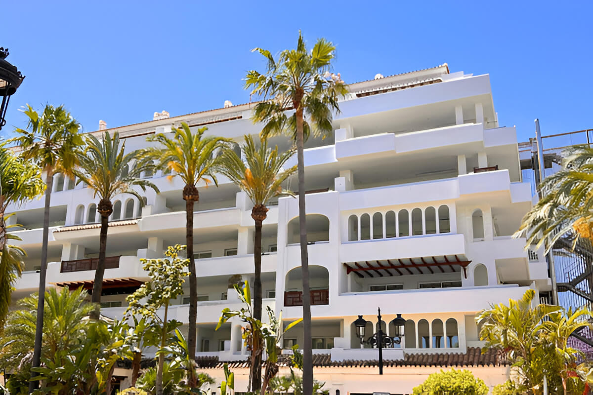 hotel monarque sultan