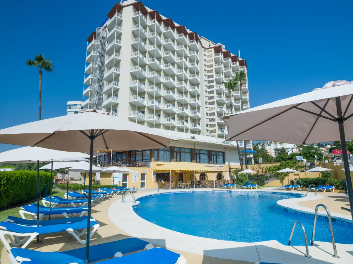 hotel monarque torreblanca